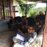 Primer contacto con los habitantes de la Comunidad de Cebadilla por la pista